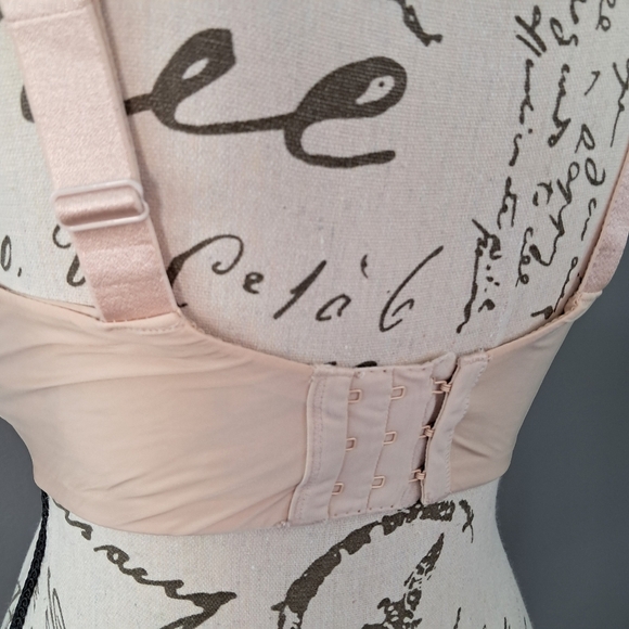 Paramour Women Size 34H T-Shirt Bra Lissa Embroidered Strap Detail Cream - Picture 5 of 8